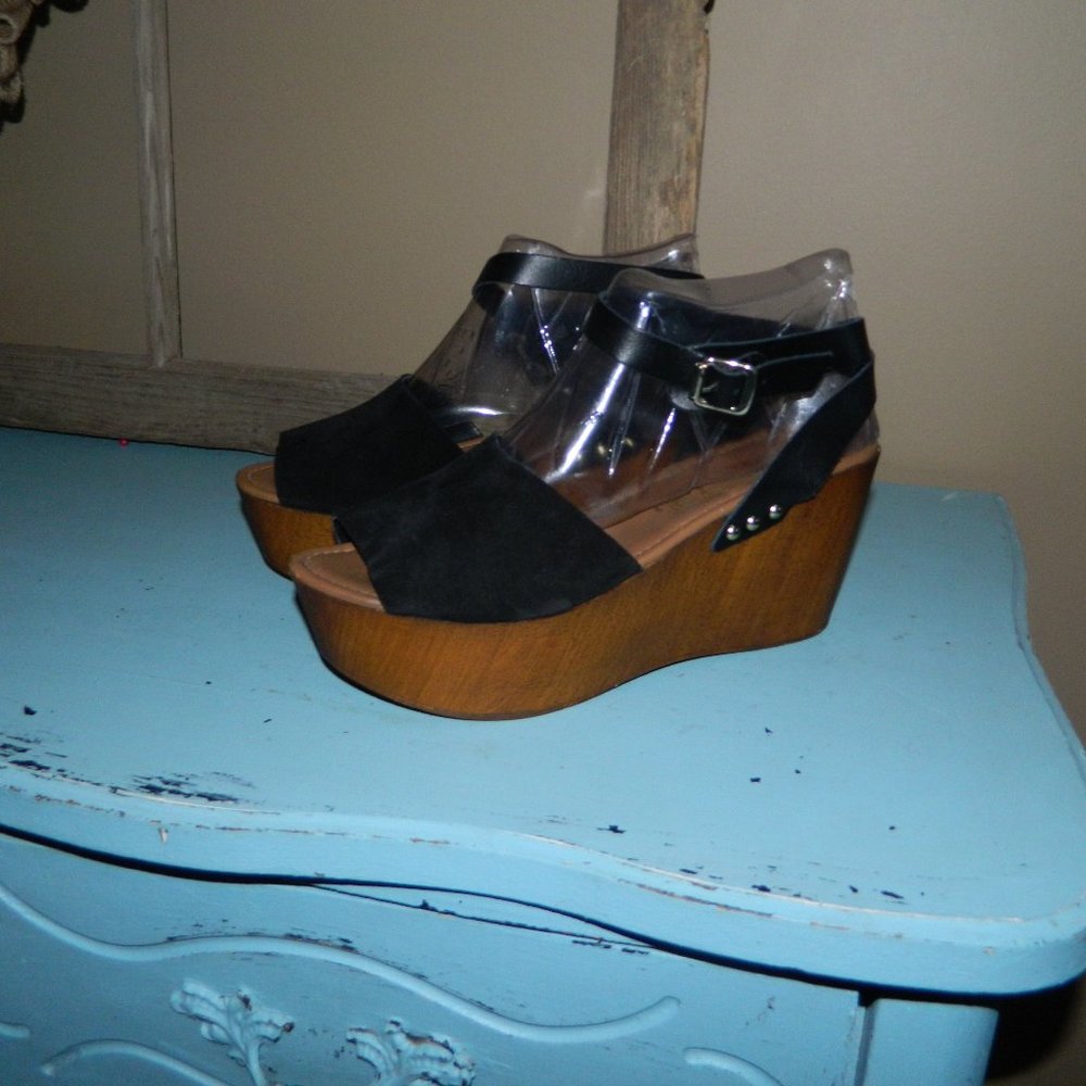 Seychelles Black Suede Wood Wedge Sandals